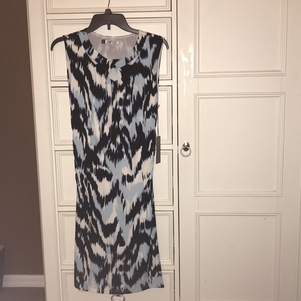 New, beautiful Jennifer Lopez sleeveless dress.